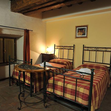 Hotel La Corte Correzzola Chambre photo